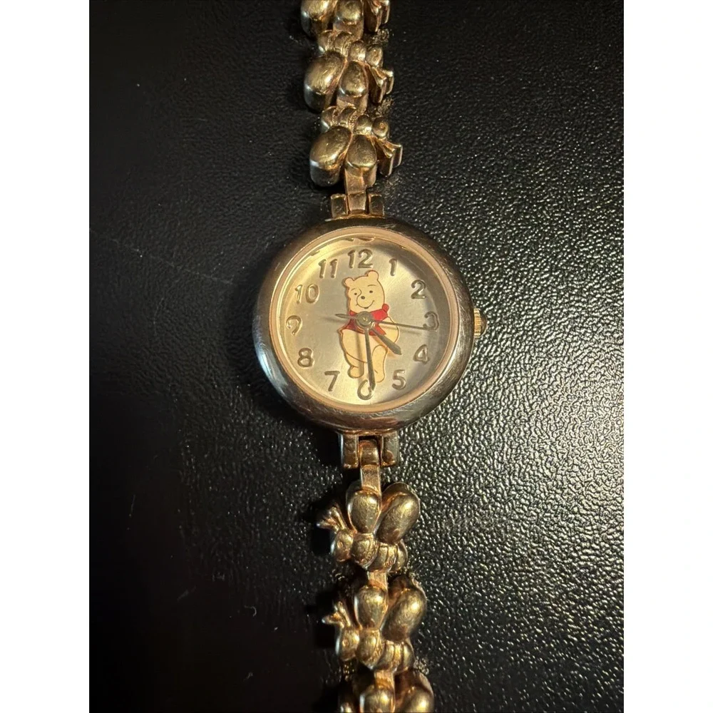 Disney Winnie The Pooh Honey Bee Links Gold Watch Adjustable 7
